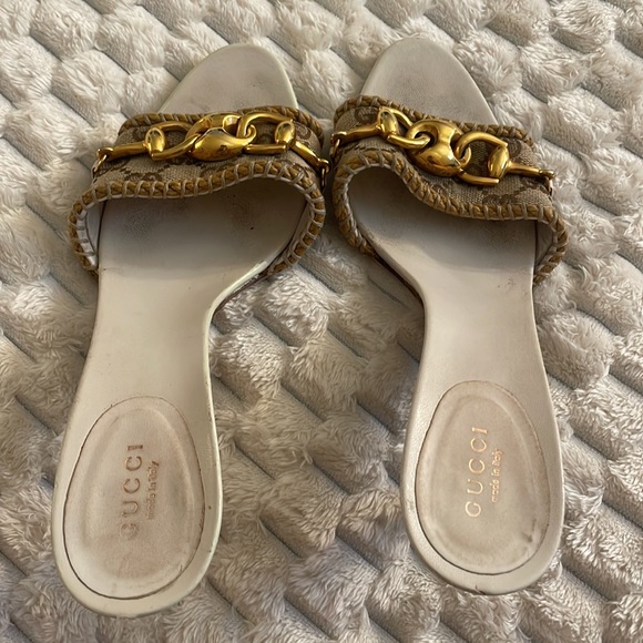 Gucci Monogram Chain Heels - Picture 2 of 12